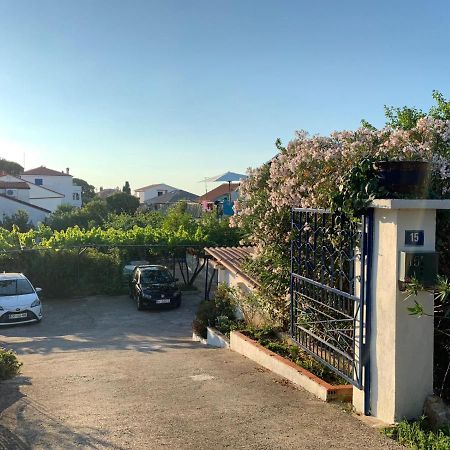 Danijela Apartment Mali Losinj Luaran gambar