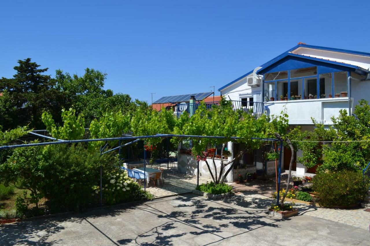 Danijela Apartment Mali Losinj Luaran gambar